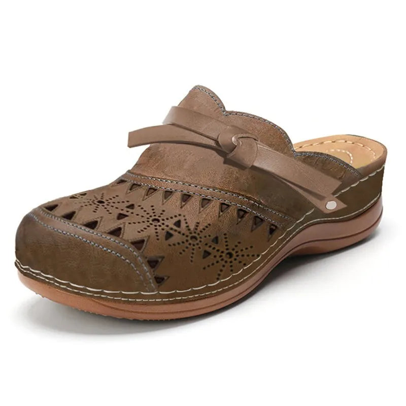 ZAVERA COMFORT CLOGS