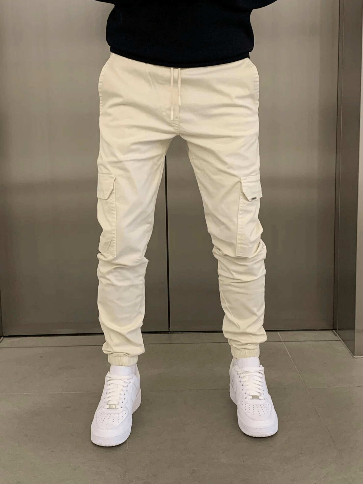 Avero Minimal Cargo Jogger