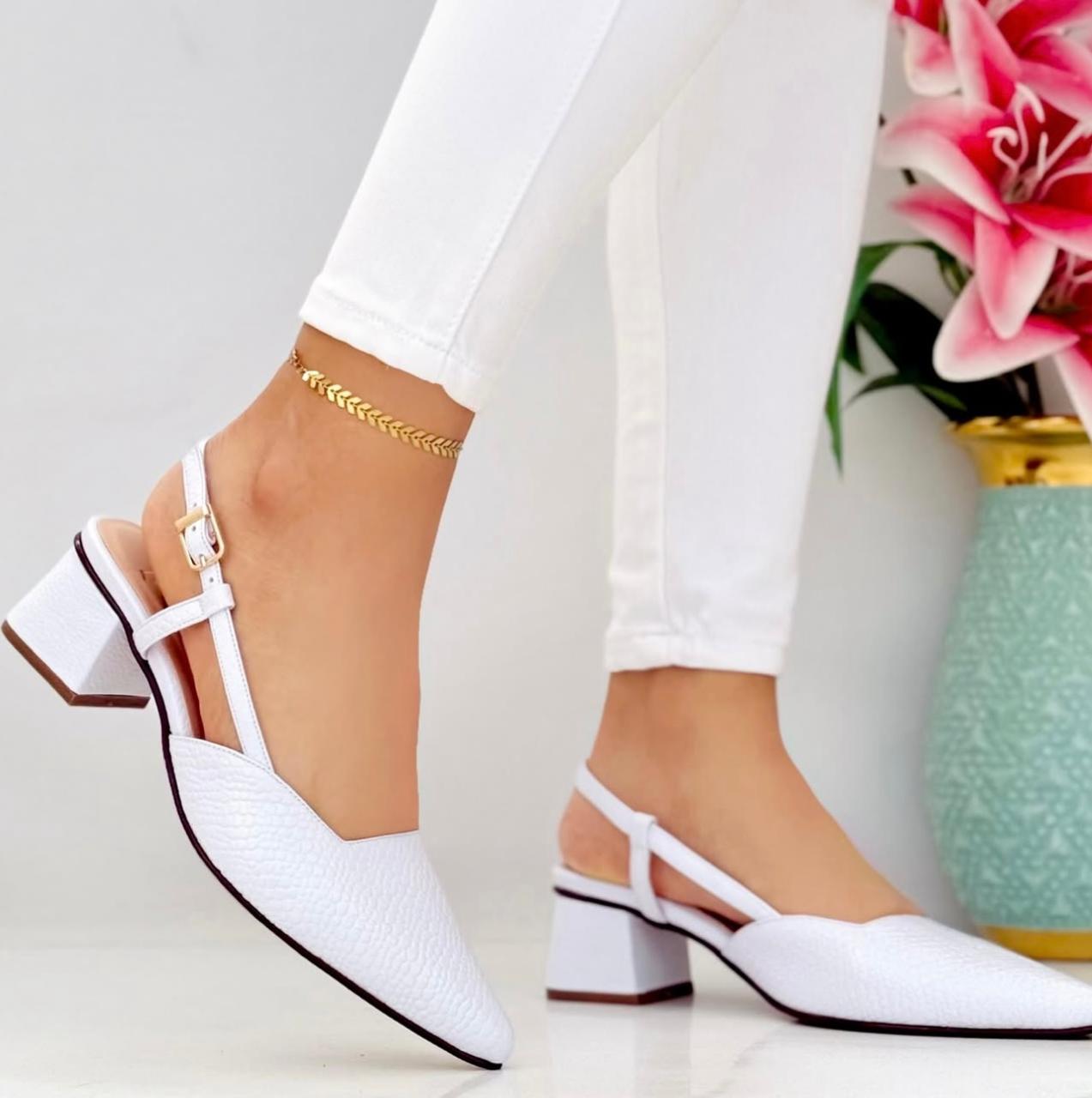 VELORIA MID HEEL POINTED SHOES