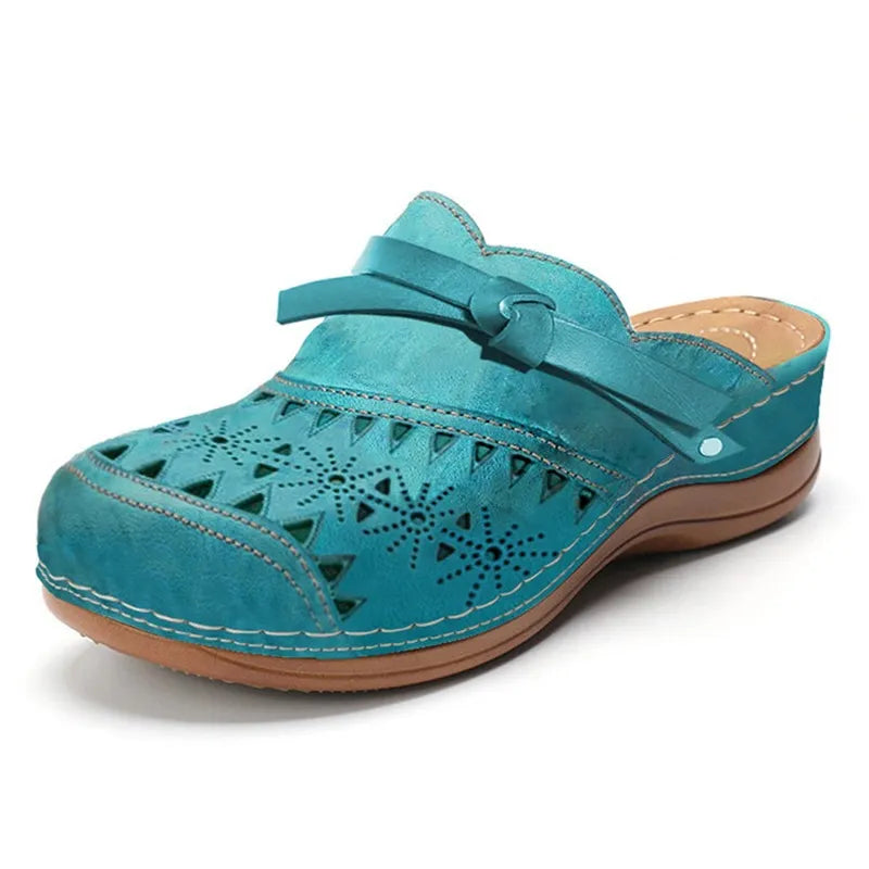 ZAVERA COMFORT CLOGS